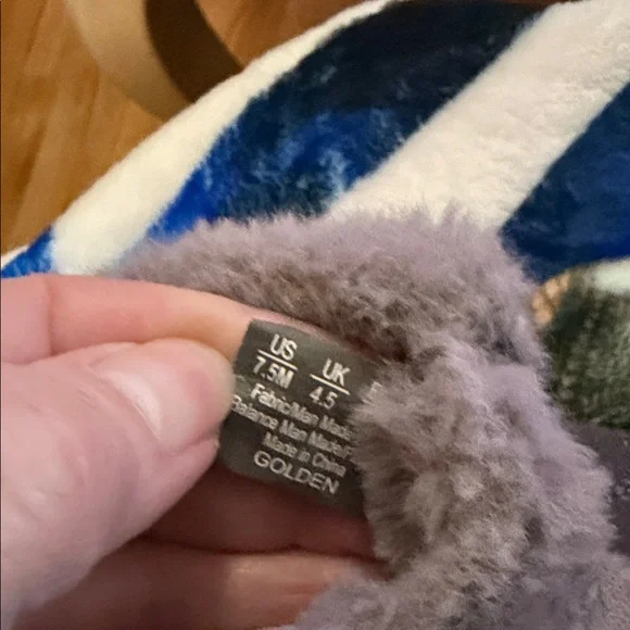 Bzees Brown Fleece-Lined Women's Shoes - Picture 8 of 8